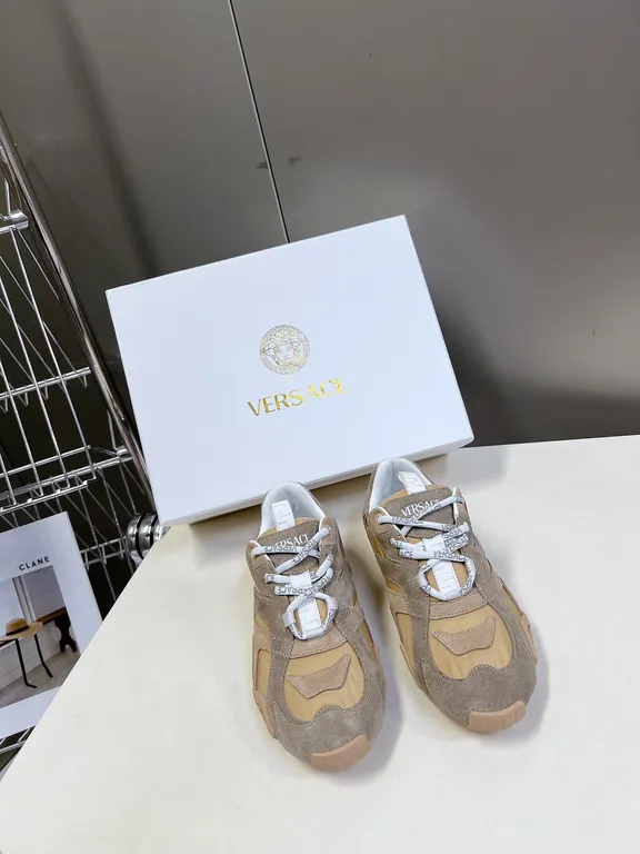 Versace Shoe 